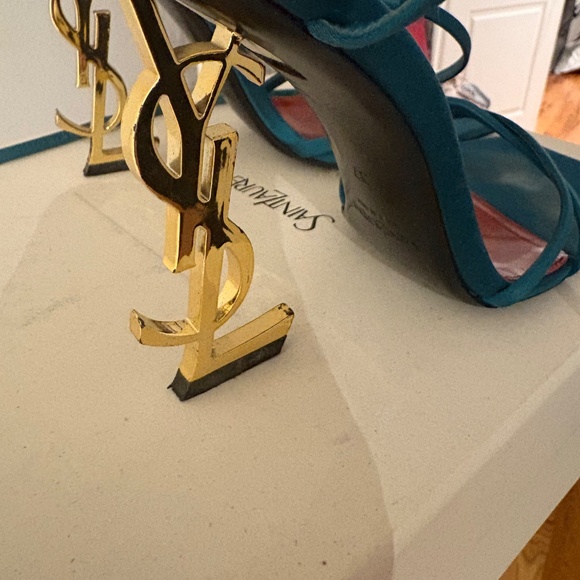 YSL heels - Picture 3 of 3